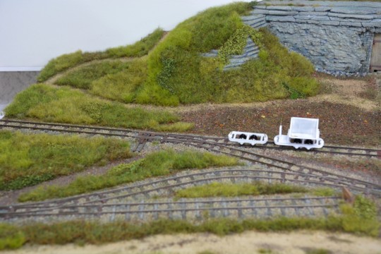Feldweg und Gel�nde