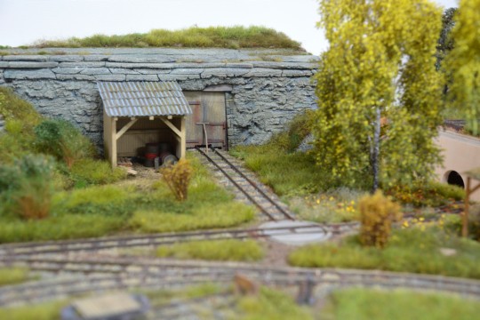 Feldweg und Gel�nde