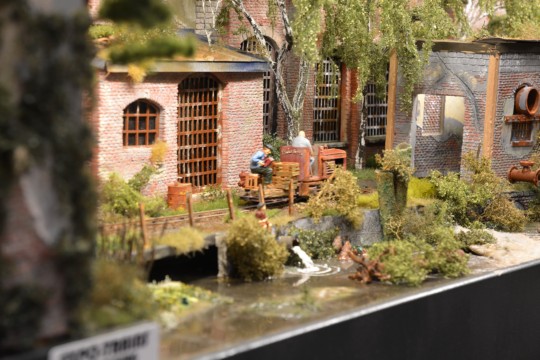 An der alten Papierfabrik, 1f