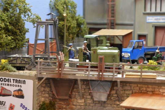 S.A.R.L. Justin Versaitou, 0e14